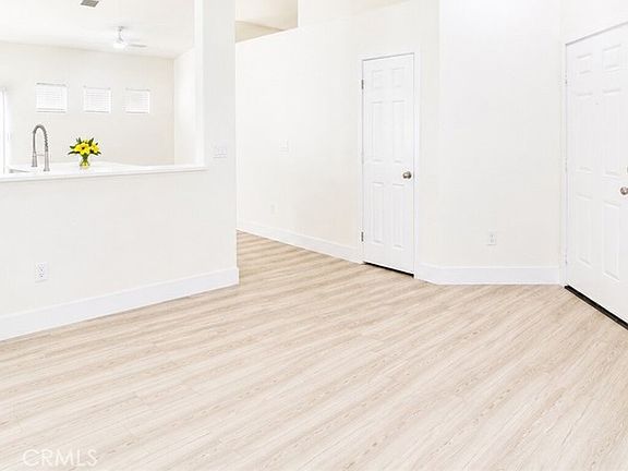 4th image of 808 Hinckley Ln