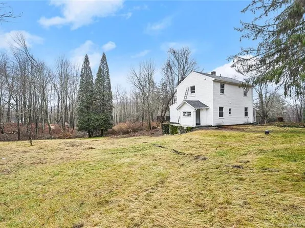 6 Balch Lane, Morris, CT 06763