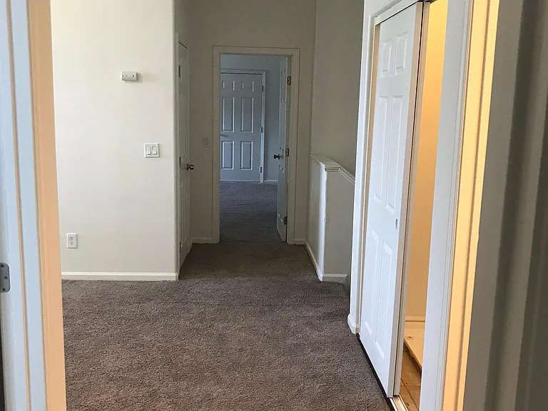 612 W Pillsbury St #102 — Photo 32