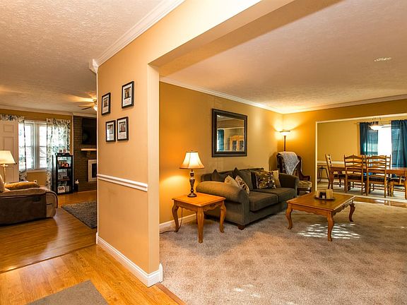 5th image of 349 Atwood Dr