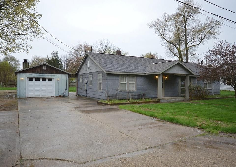 1st image of 26308 Lakeview Dr