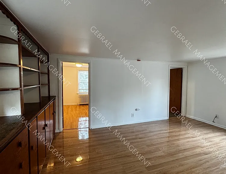 1001 Greenwich St — Photo 6