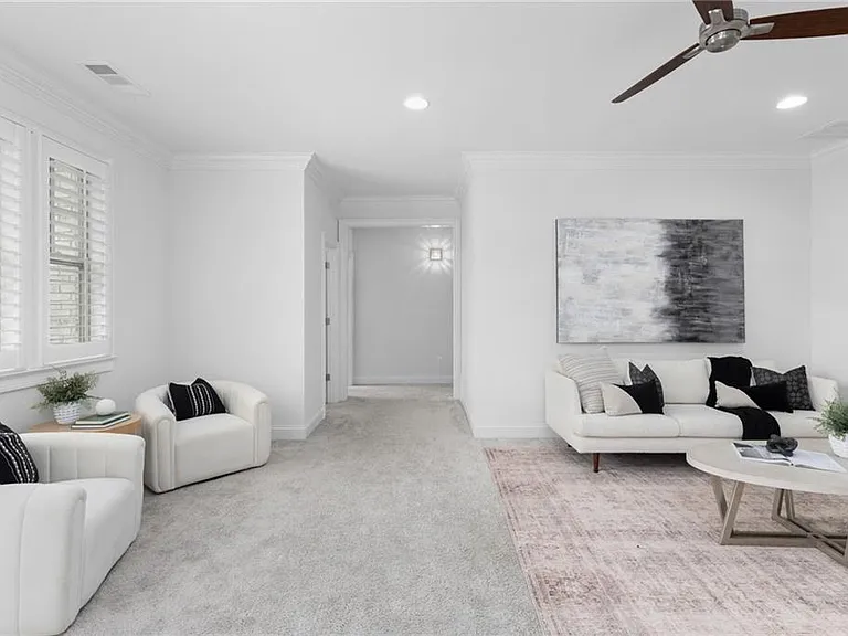 5391 Whitaker St — Photo 10