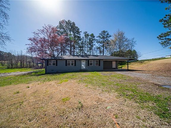 4th image of 143 Pine Brook Dr