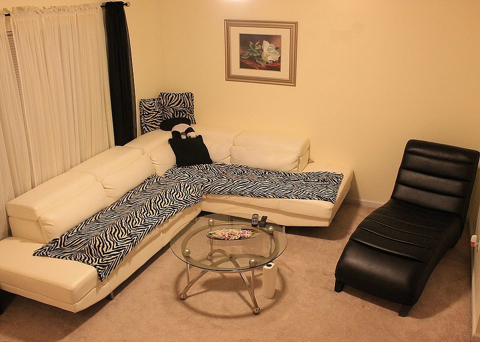 1st image of 726 Regina Ave