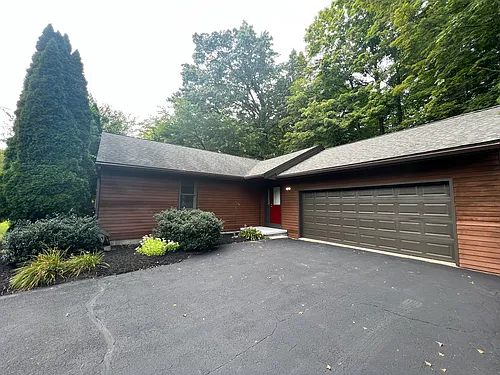 161 Excelsior Ave Photo 1