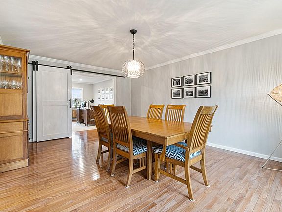 4th image of 2441 Dogwood Dr
