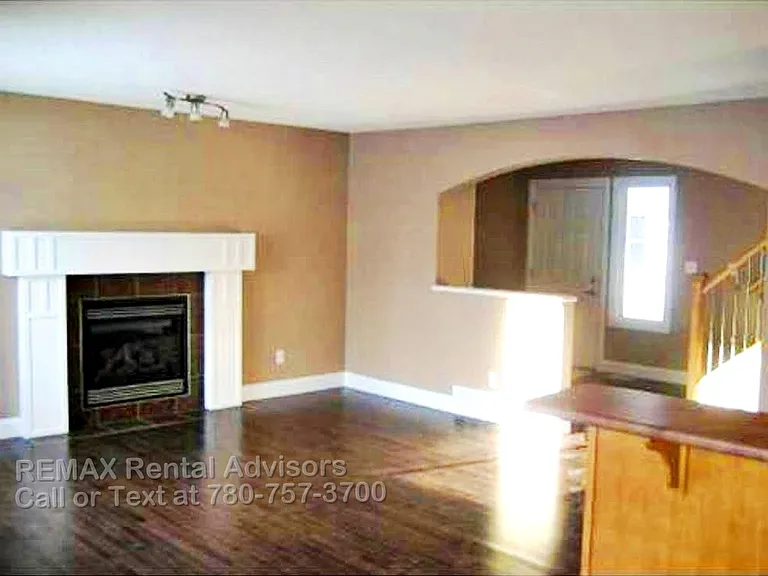 8512 Sloane Cres NW — Photo 5