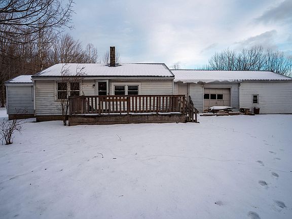 2nd image of 951 Moosehead Trail