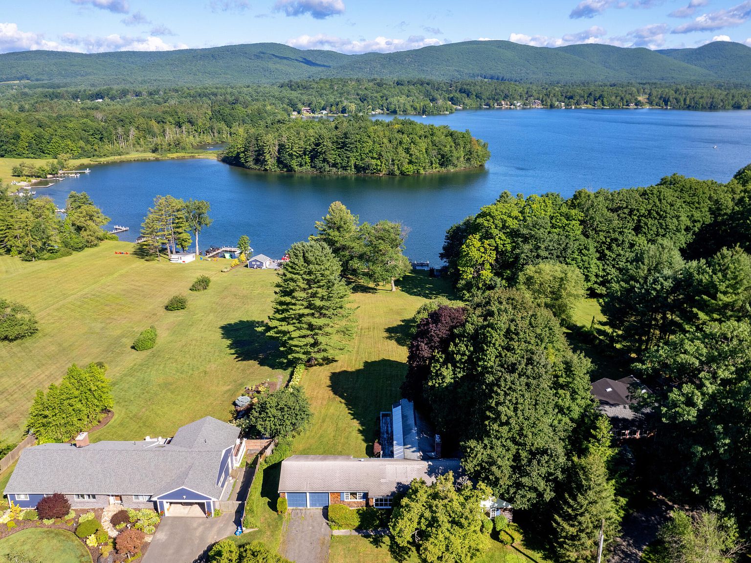 61 Tor Ct, Pittsfield, MA 01201 Zillow