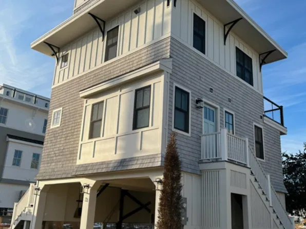 29 Nakata Ave, Fairhaven, MA 02719