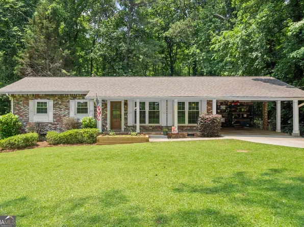 4371 N Park Dr, Tucker, GA 30084