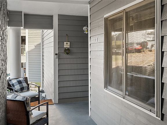 2nd image of 101 Northlake Dr