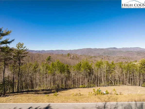 262 Red Cedar Road, Boone, NC 28607