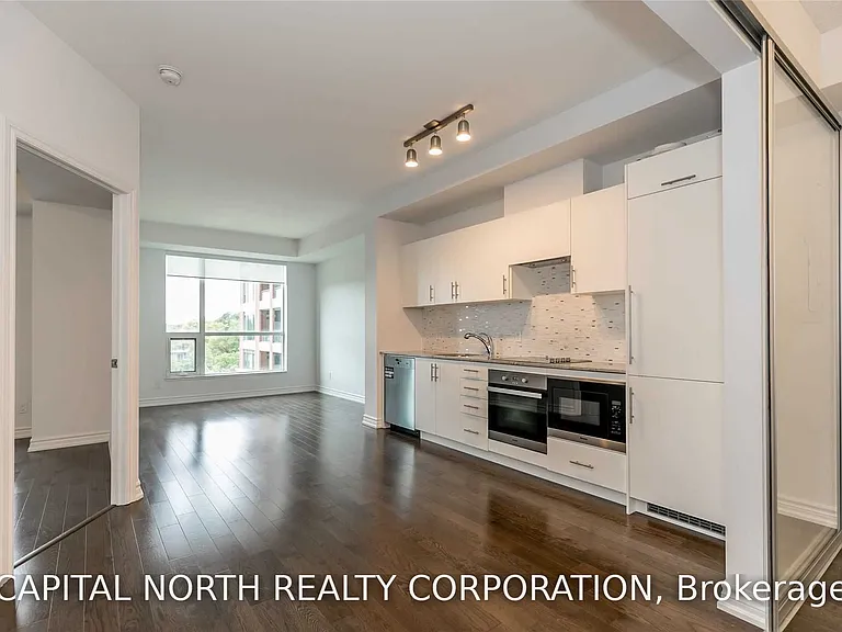 23 Glebe Rd W #403 — Photo 4