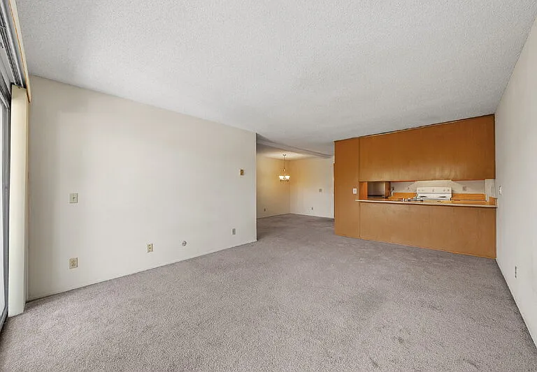 8308 Regents Rd #2E — Photo 11