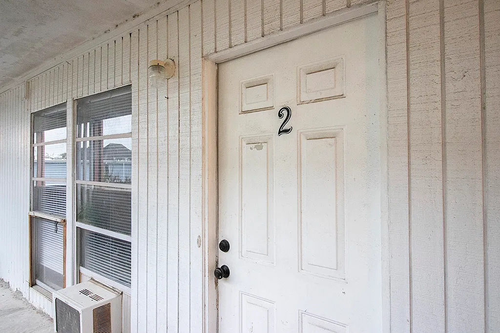 9607 Marlive - 2 — Photo 1