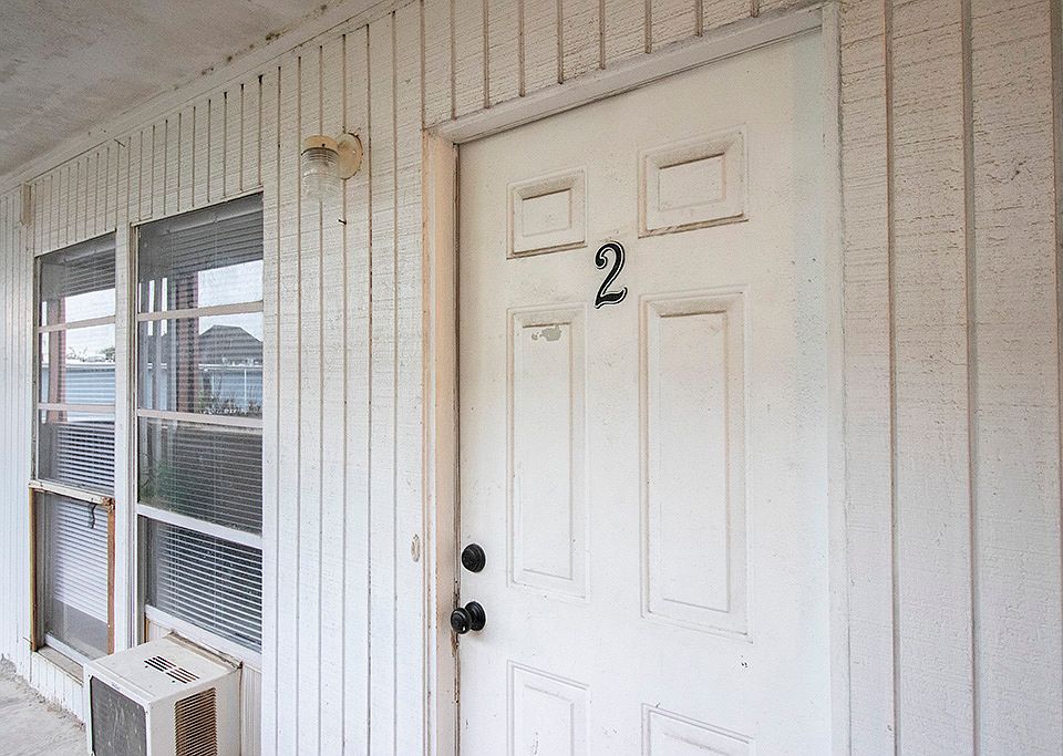 1st image of 9607 Marlive Ln APT 2