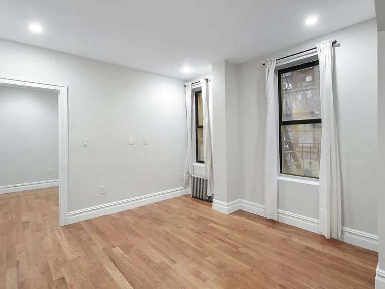 736 Riverside Dr #1D — Photo 7