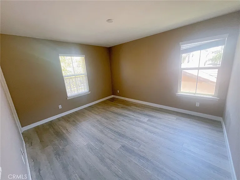 12583 Vintner Dr — Photo 19