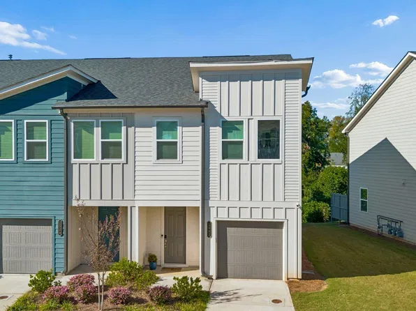 1522 Parks Edge Ln NW, Atlanta, GA 30318