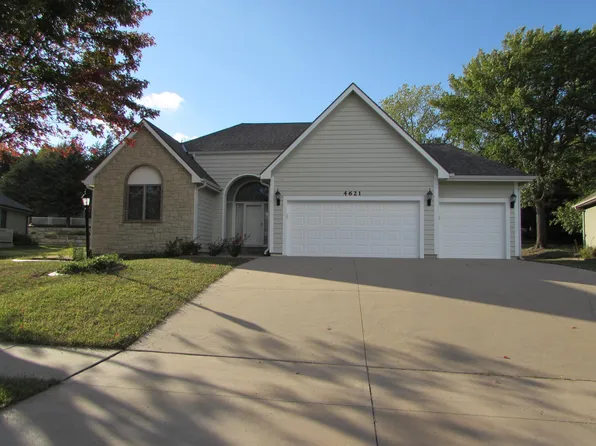 4621 SW Mulligan Dr, Topeka, KS 66610