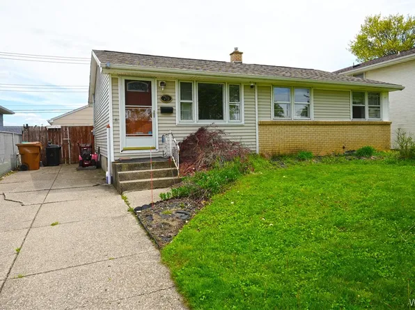 79 Colette Ave, Buffalo, NY 14227