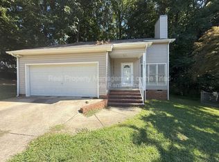 3802 King Edward Ct, Greensboro, NC 27455