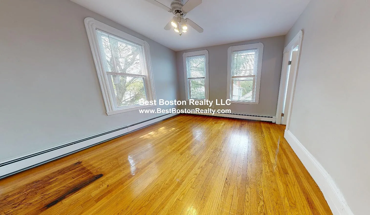2 bed, 800 sqft, $3,100 — Photo 1
