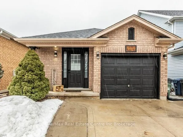 29 Porter Dr, Guelph, ON N1L 1M4