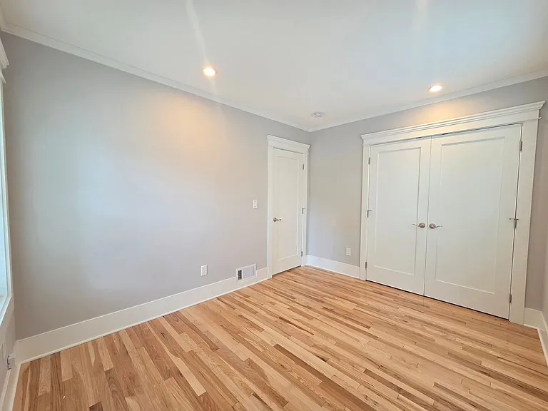 34 W 26th Ave — Photo 15