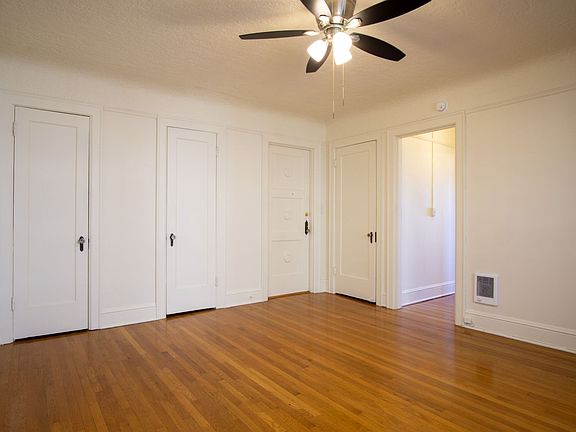 3rd image of 1944 NW Johnson St #301