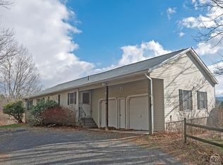 185 Hogel Hill Rd, Chatham, NY 12037