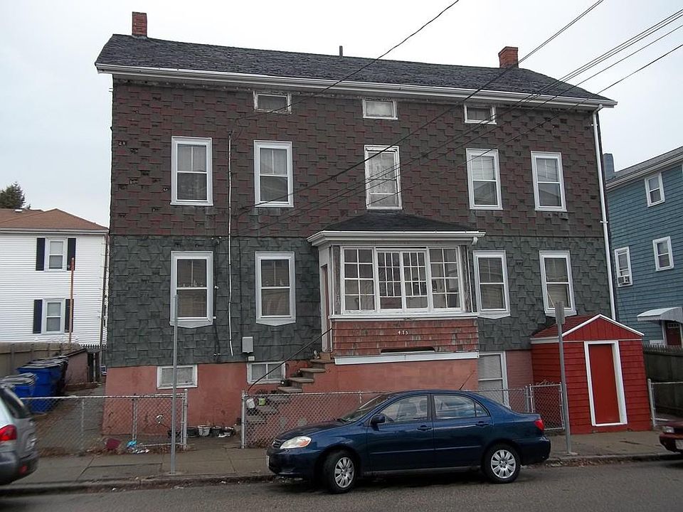 2nd image of 469 Montaup St