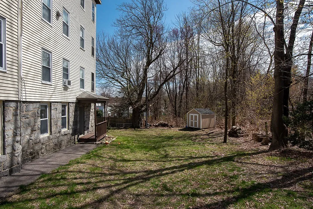 282 Hamilton St — Photo 3