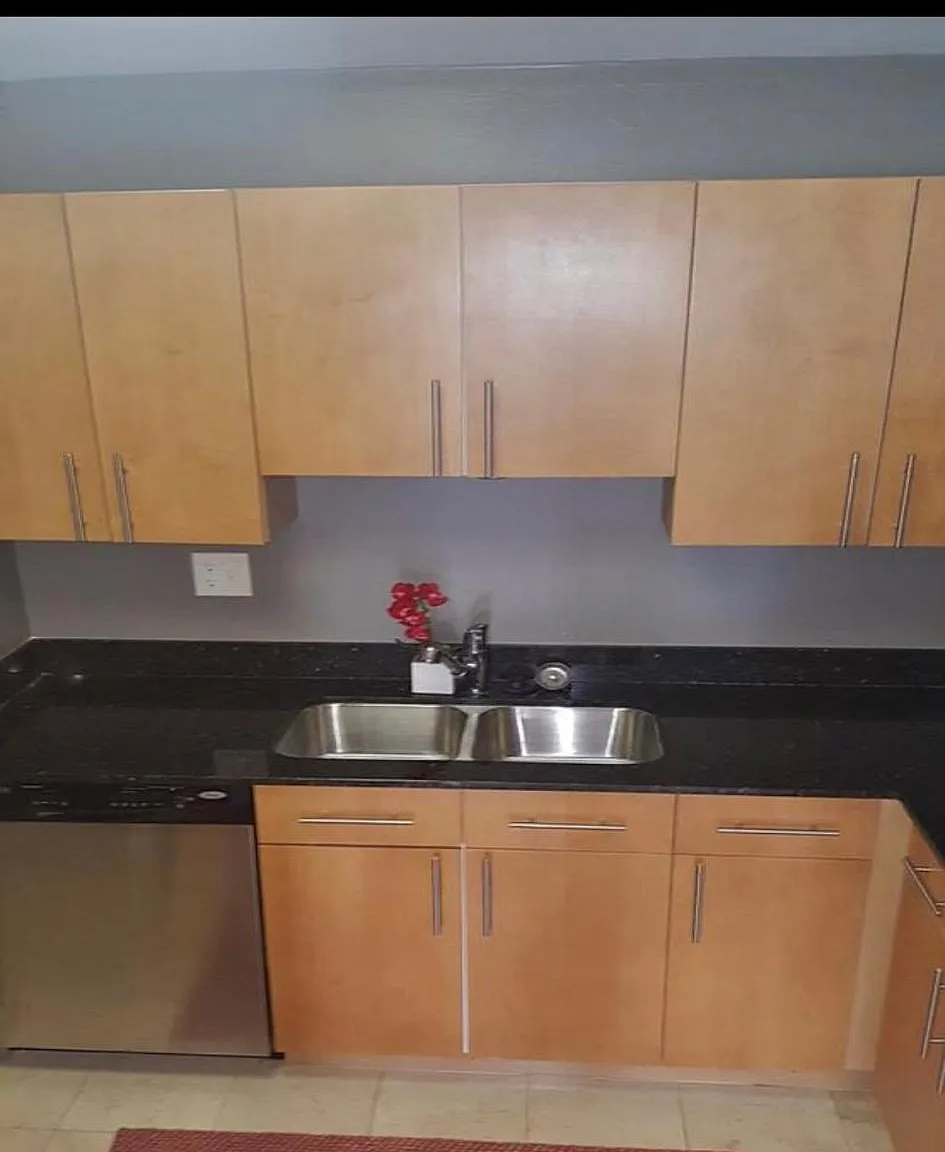300 Riverfront Dr — Photo 4