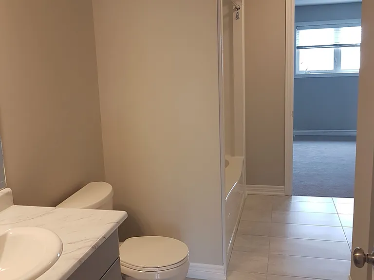 7768 Ascot Cir #3 — Photo 7