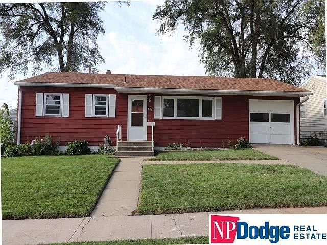 1st image of 805 W 32nd Ave