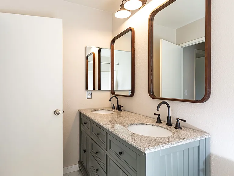 545 Toota Ct — Photo 20