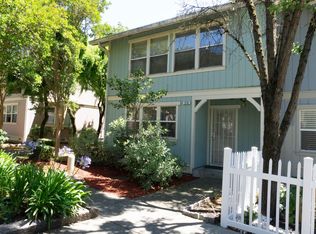 310 Taylor View Dr, Santa Rosa, CA 95404