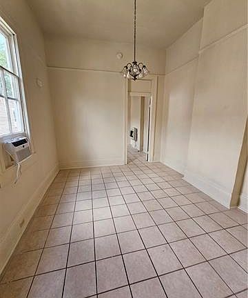 5th image of 422 S Salcedo St