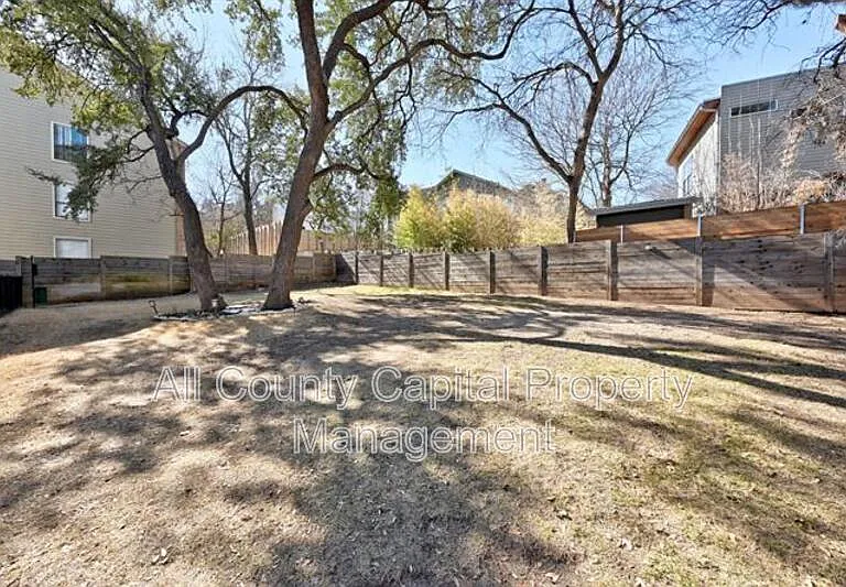 2804 S 1st St #2106-2804 — Photo 20