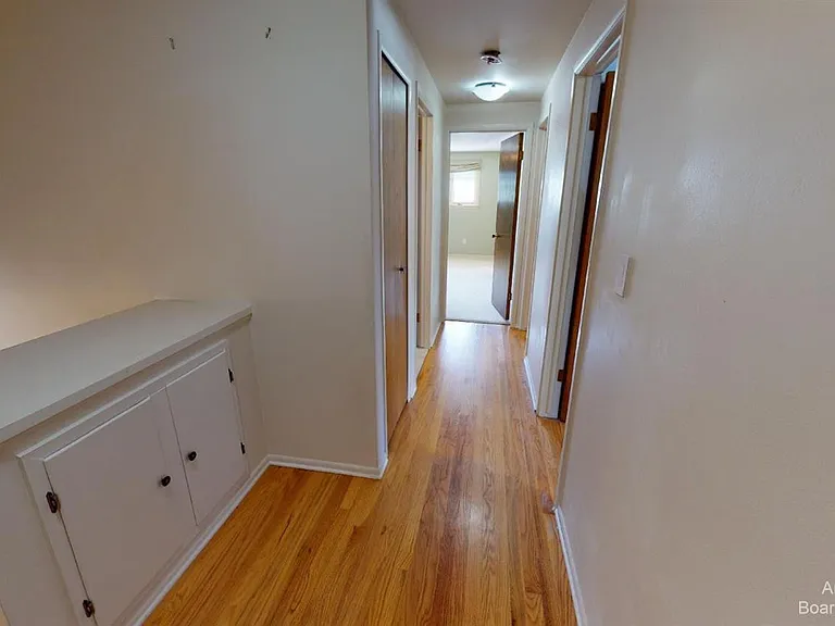 2235 Prairie St — Photo 10