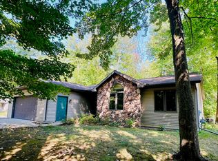3067 Kindlewood Ln, Bay City, MI