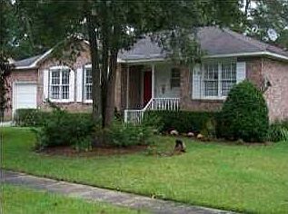 1st image of 118 Dunmow Dr