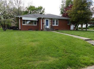 405 Clarksville Rd, Pittsfield, IL 62363