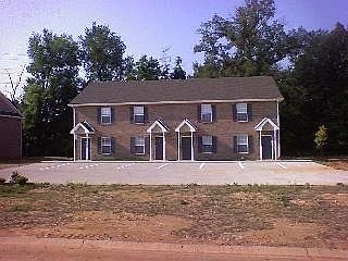1st image of 788 Cherrybark Ln APT 4