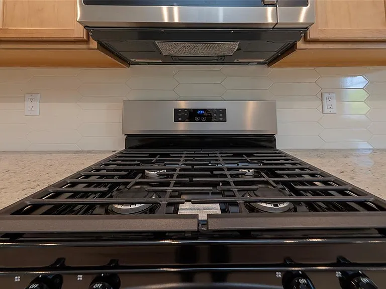 2408 Celebration Blvd — Photo 8