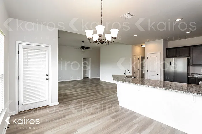 23248 Cinder Dr — Photo 4