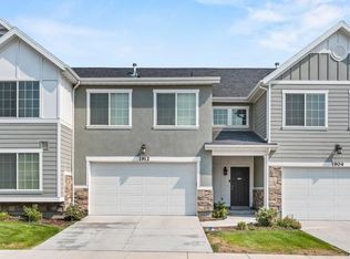 1912 W Trail Heights Dr, Riverton, UT 84065